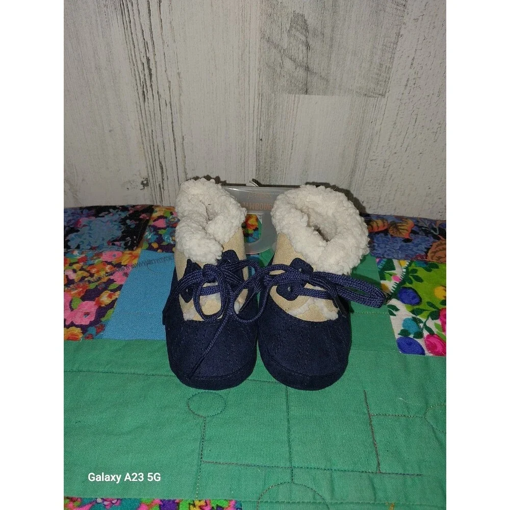 Gymboree Baby Slippers Booties Size 6-12 Months Navy Blue Beige
